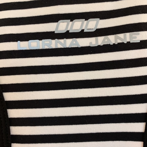 Size S Lorna Jane workout racerback tank top 13 1/2” from underarm to hem - Picture 2 of 3